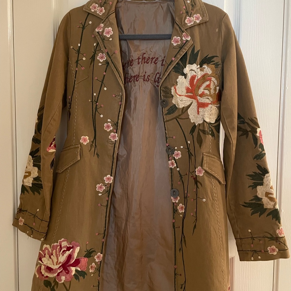 Jacket - Picture 7 of 7